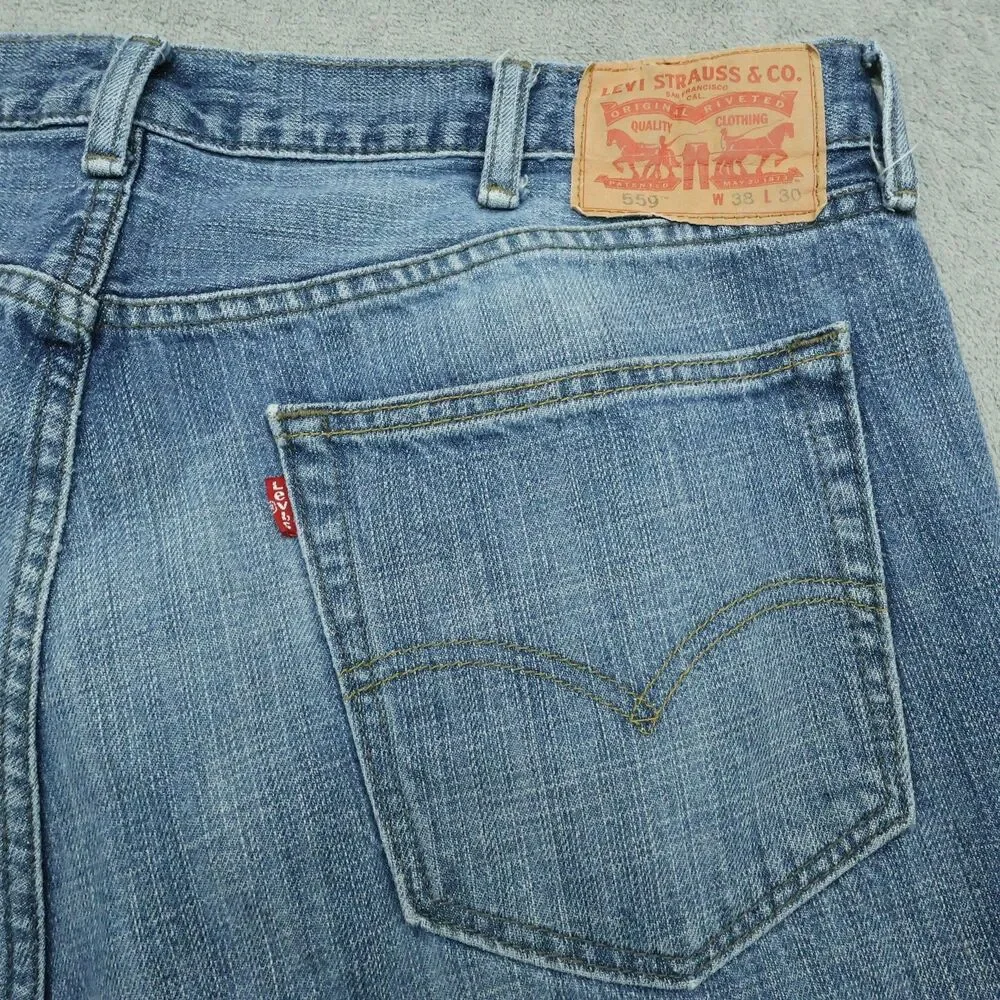 Levi's 559 Jeans Mens Size 38x30 Blue Relaxed Fit 100% Cotton Denim Timeworn